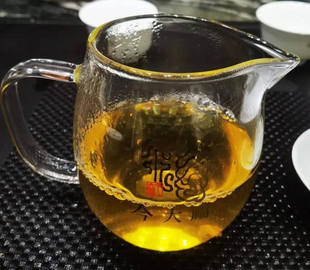 今大福2023年班章無星孔雀青餅