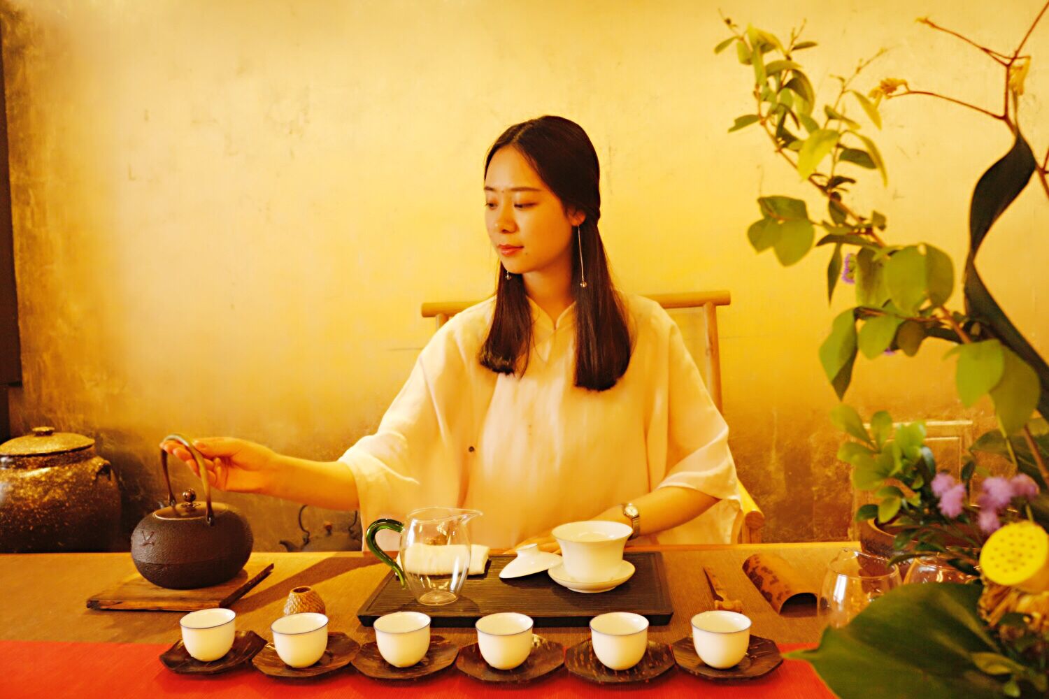 女性喝茶必看喝普洱茶的正確姿勢